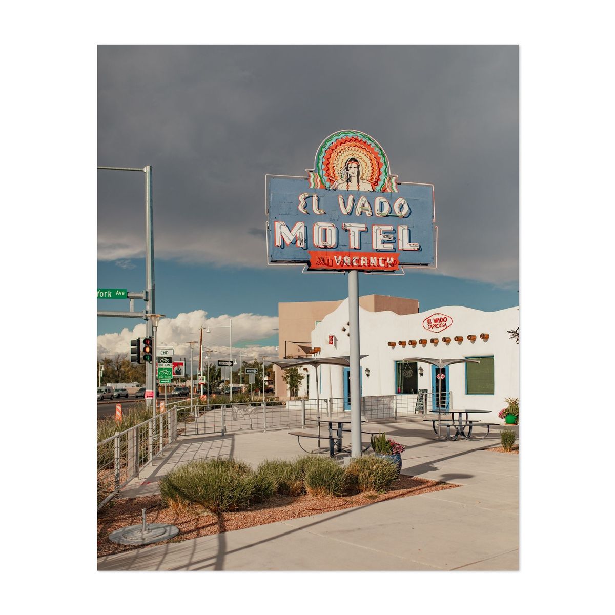 El Vado Motel 01 – image 1 of 2