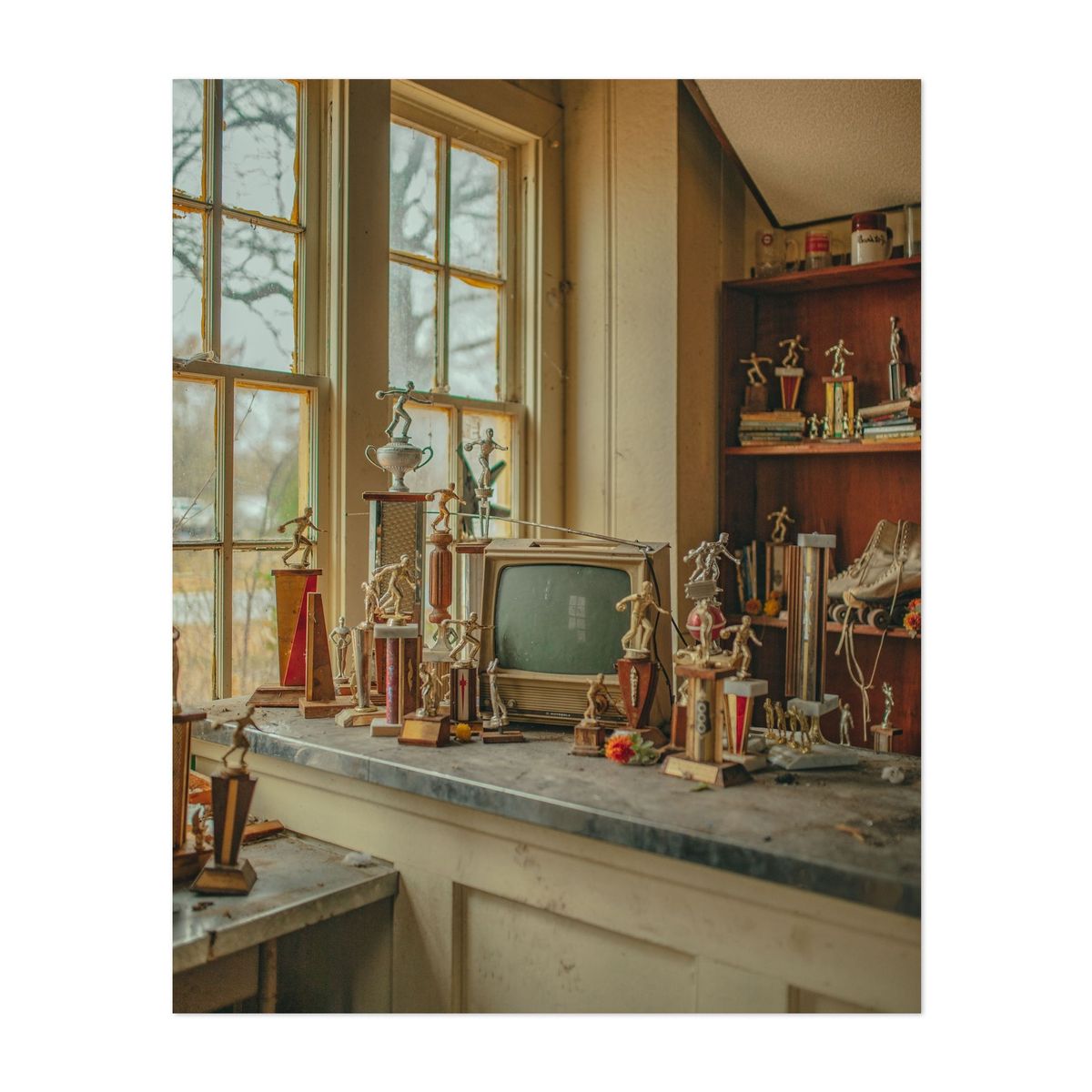 Abandoned General Store 01 – image 1 of 2