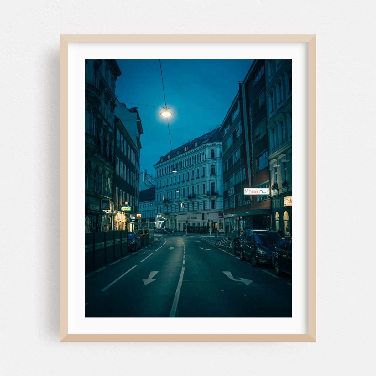 Night on Margaretenstraße, Vienna 01 – image 1 of 12