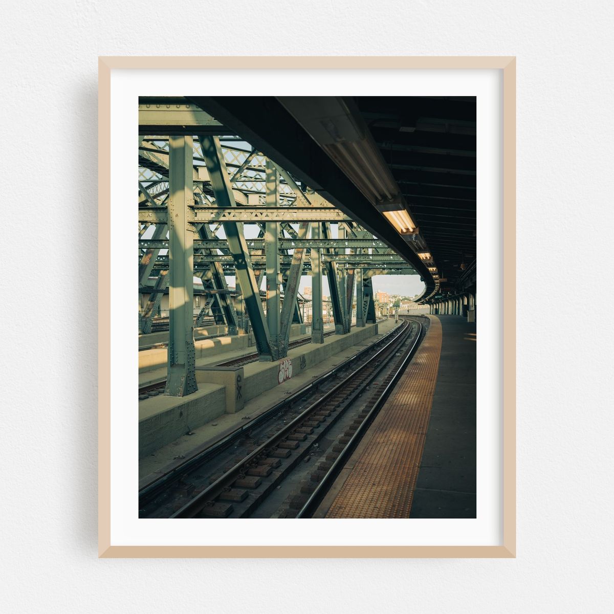 Tracks, Smith-9th Street Station – image 1 of 12