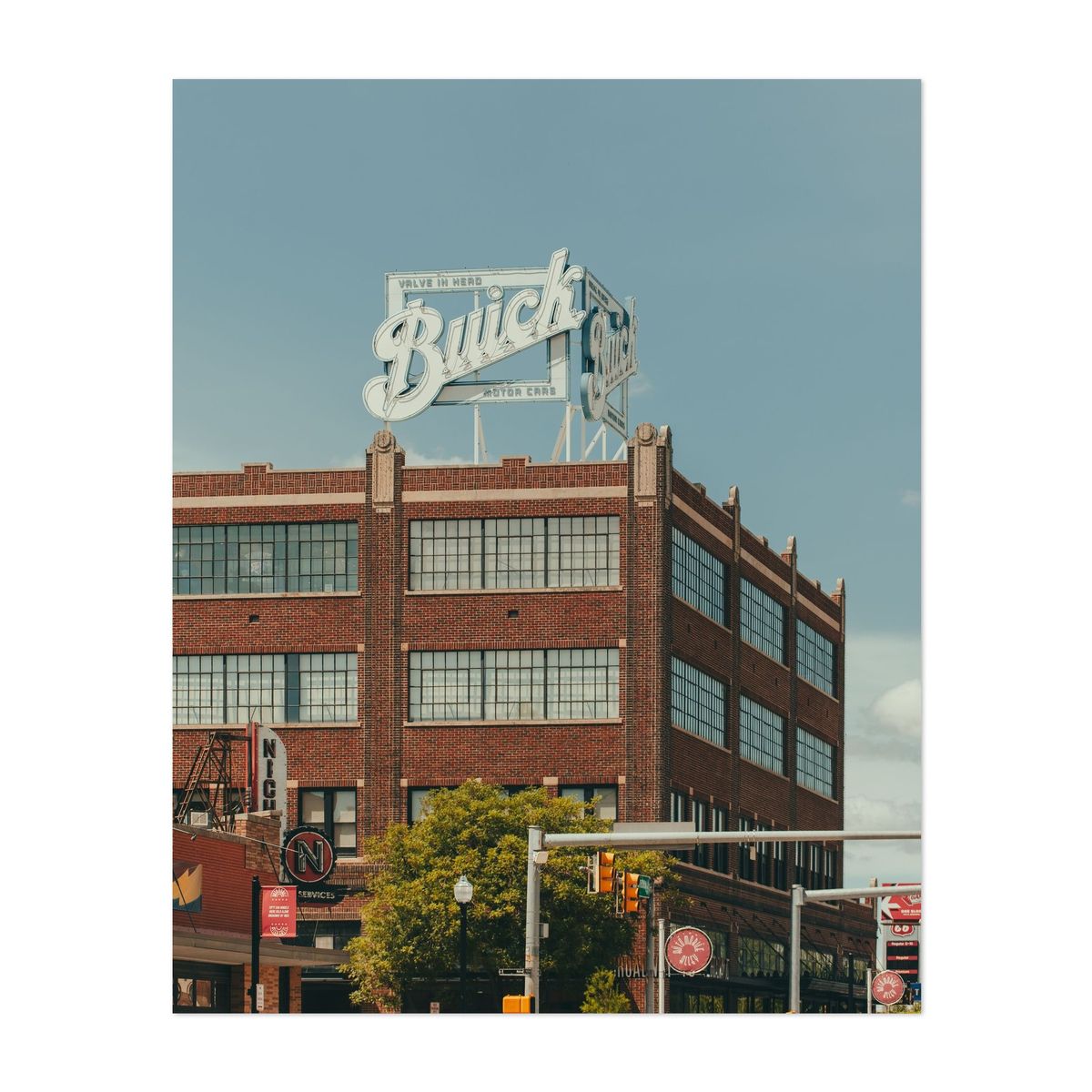 Buick Rooftop Sign 01 – image 1 of 2