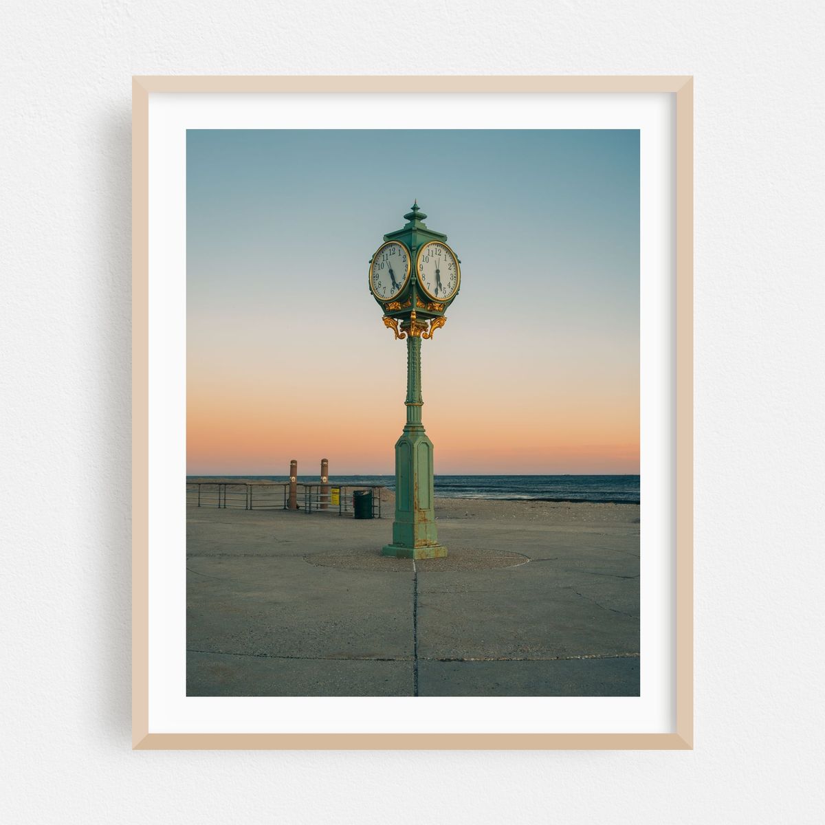 Wise Memorial Clock 02 – image 1 of 12