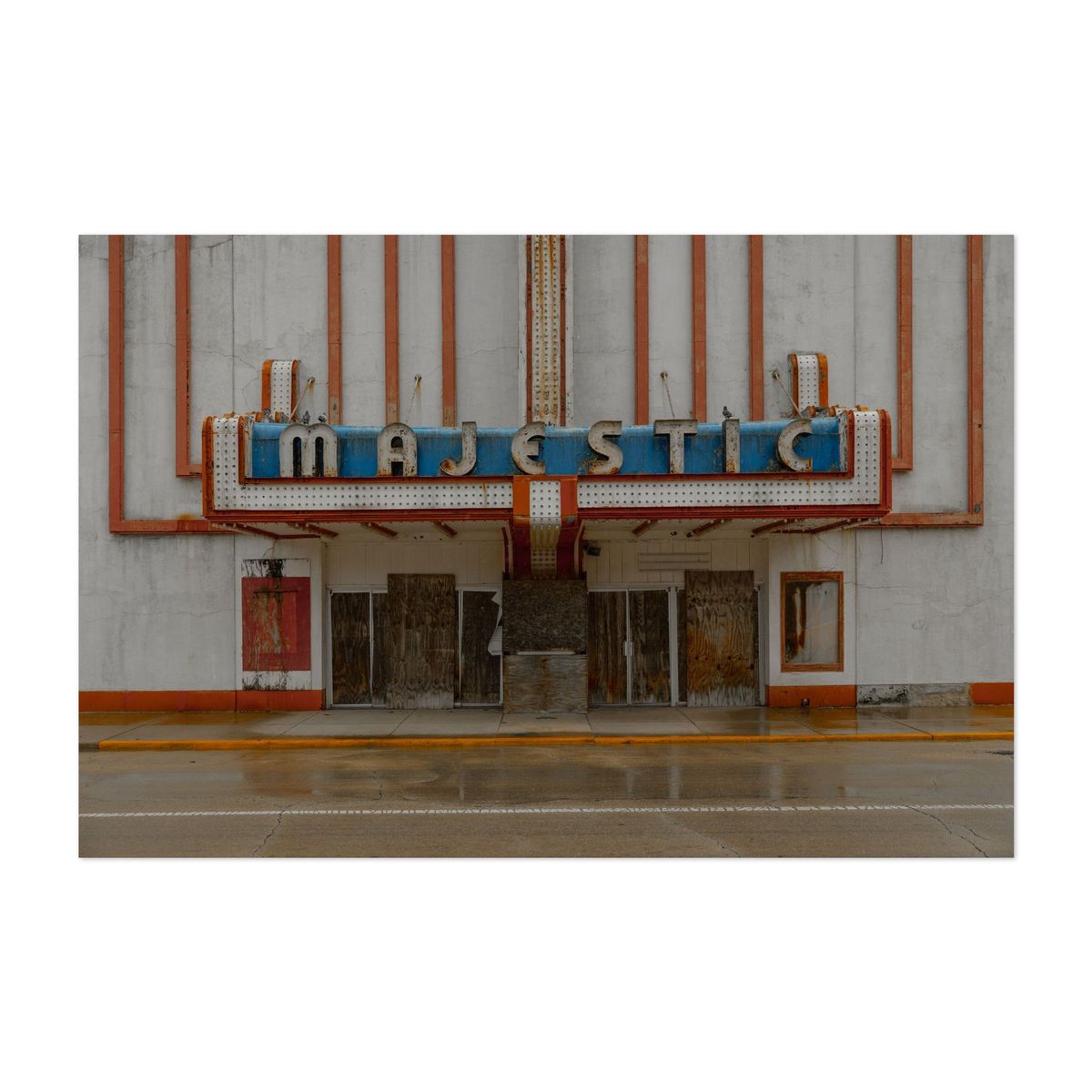 The Majestic Theatre 04 – image 1 of 2