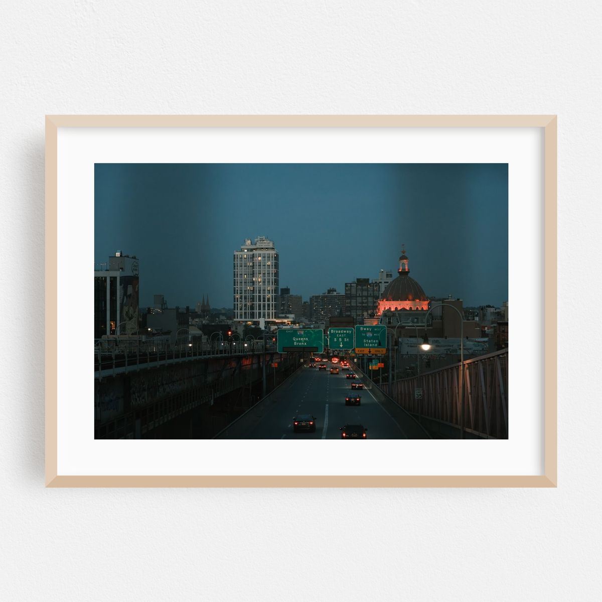 Approaching Williamsburg – image 1 of 6