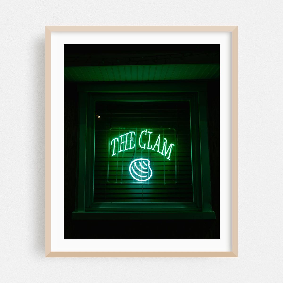 Clam Tavern, Clifton Heights 02 – image 1 of 12