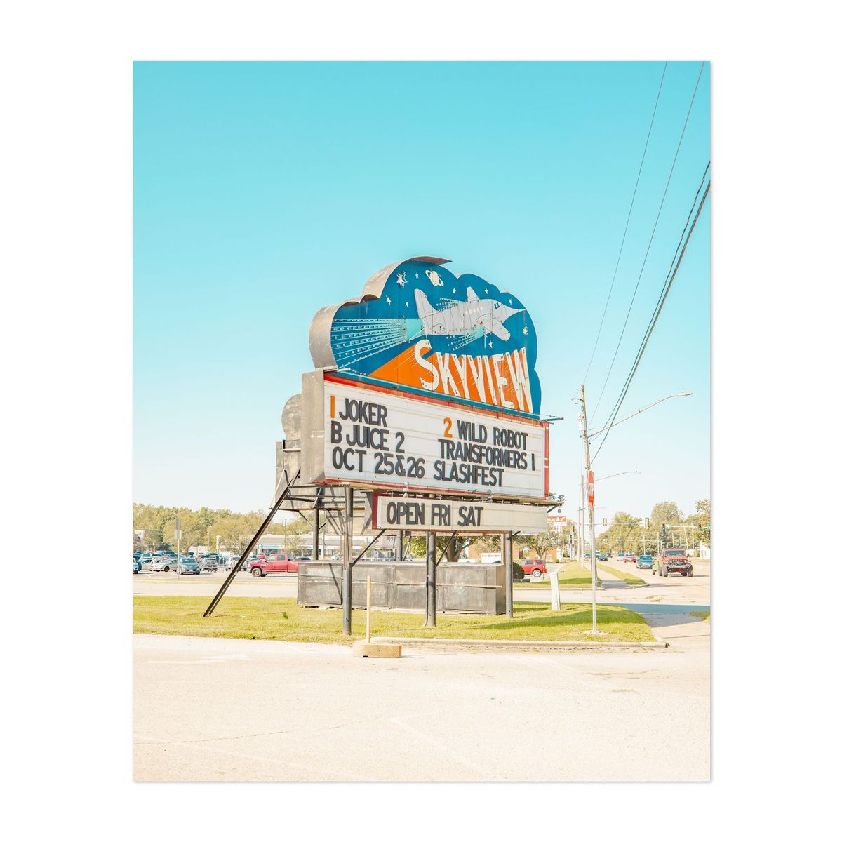 Skyview Drive-In 01 – image 1 of 2