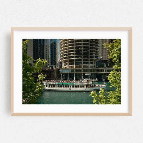 Boat on the Chicago River