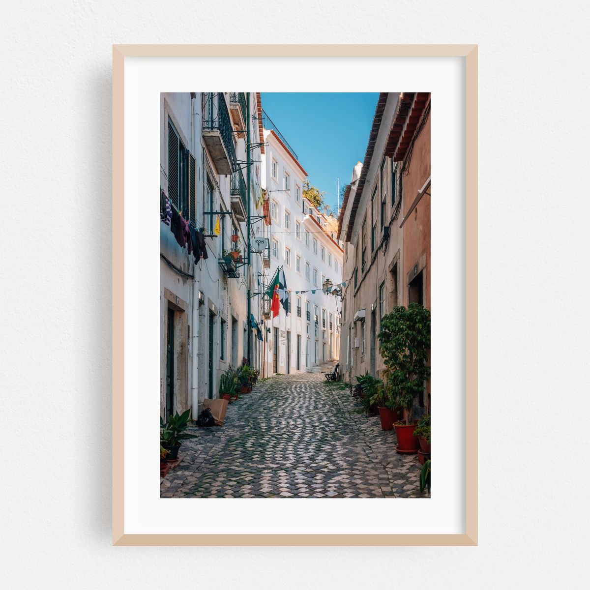 Narrow Alfama – image 1 of 16
