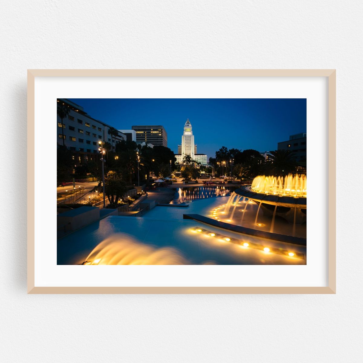 City Hall & Fountains, Los Angeles – image 1 of 6