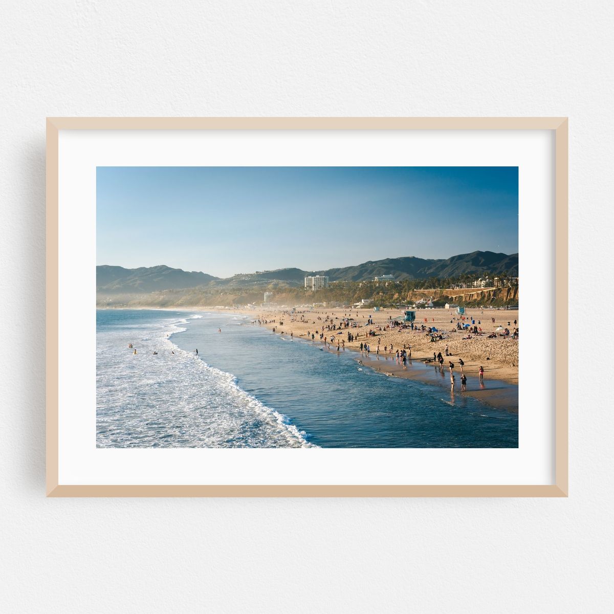 The Beach in Santa Monica 01 – image 1 of 6