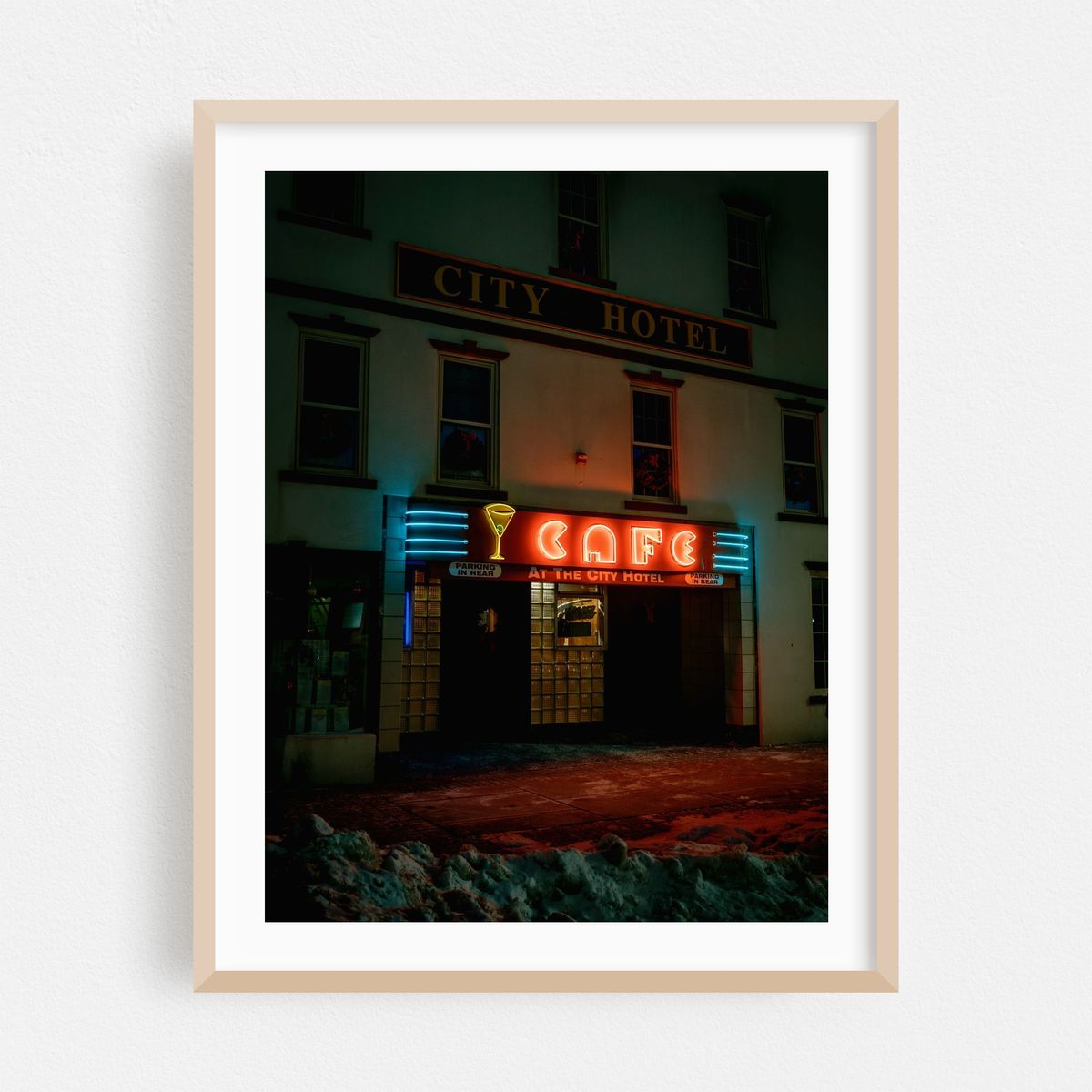 City Hotel Neon, Westfield – image 1 of 3