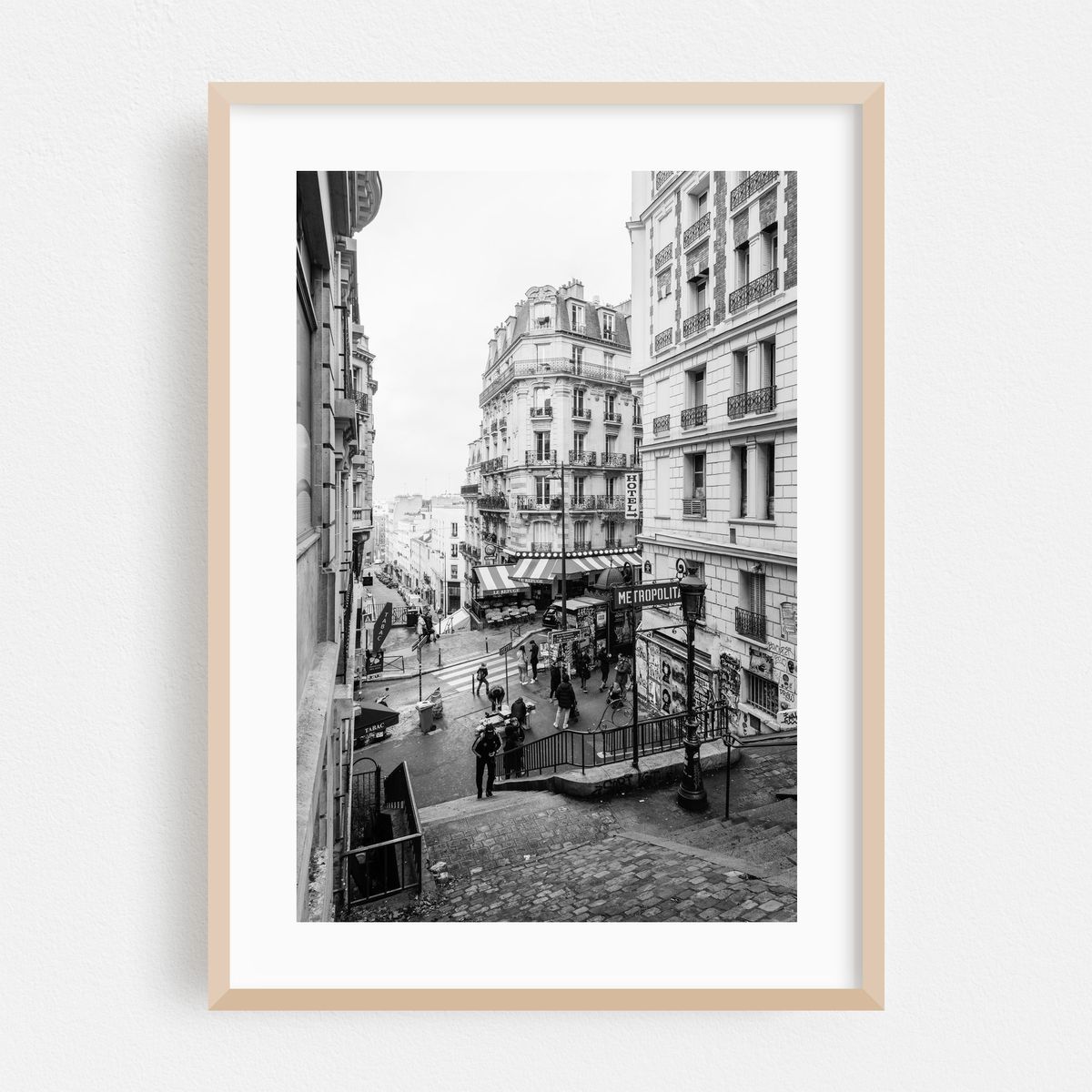 Classic Montmartre B&W – image 1 of 16