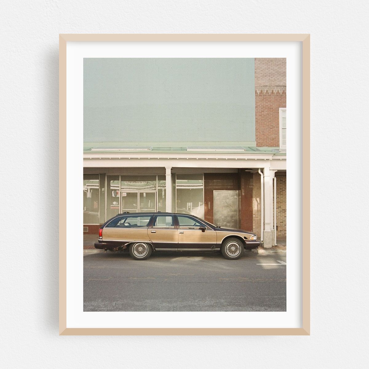 Station Wagon, Kingston – image 1 of 12