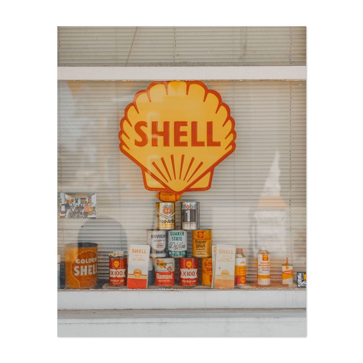 Sigel Shell Service Station 04 – image 1 of 2