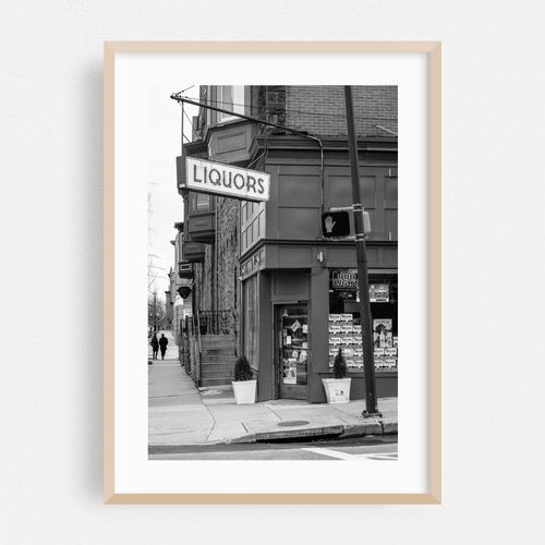Liquors, Mount Vernon B&W