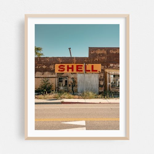 Abandoned Shell Station in Goldfield 01