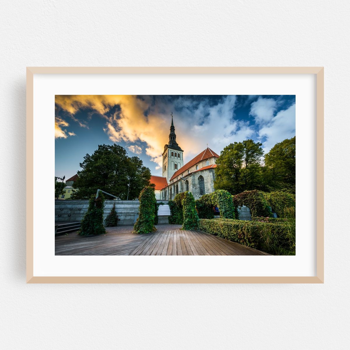 St. Nicholas' Church – image 1 of 6