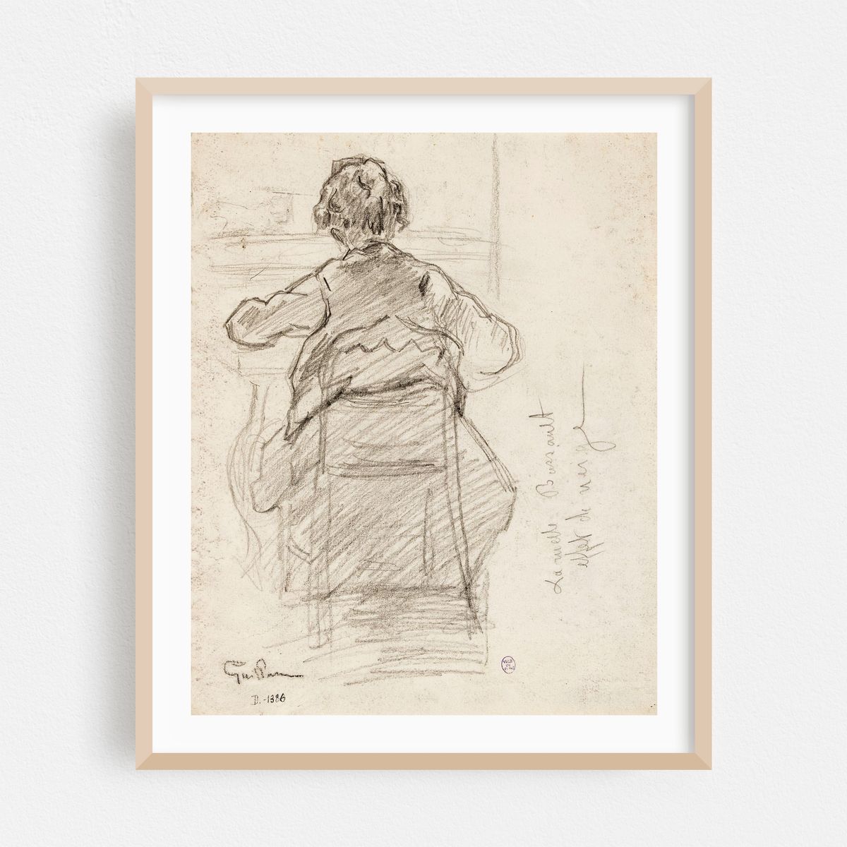Femme assise – image 1 of 12