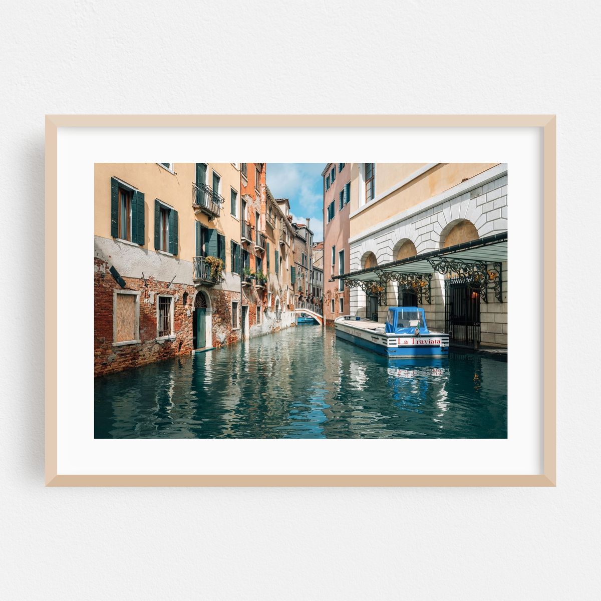 Sun's Out in Venice – image 1 of 6