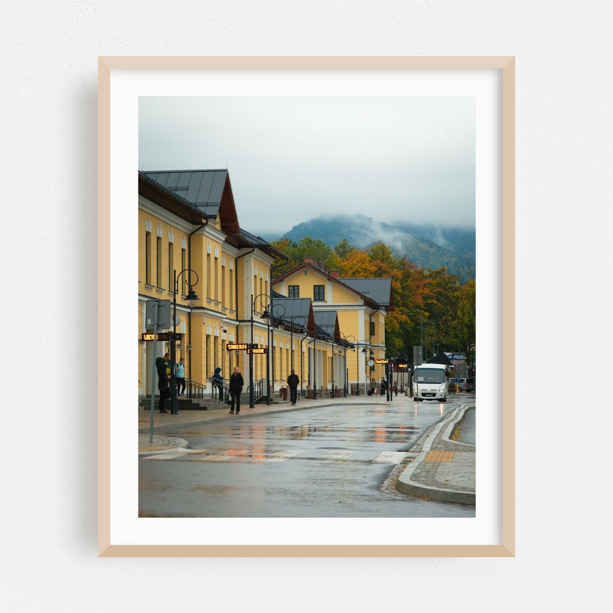 Dworzec Autobusowy, Zakopane 01 – image 1 of 12