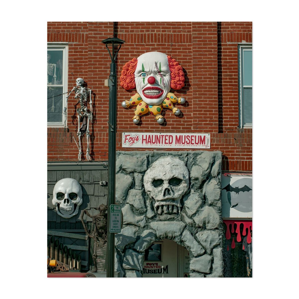 Foy's Halloween Store 04 – image 1 of 2