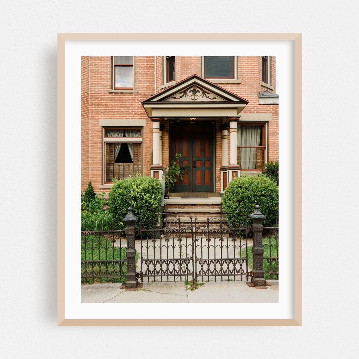 Huntington Residential 01 – image 1 of 12