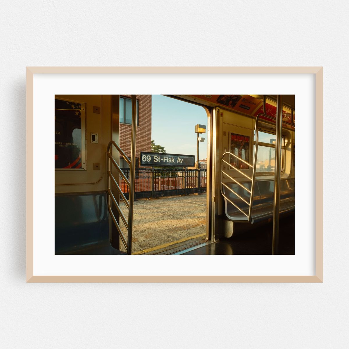 69 St-Fisk Av, Queens – image 1 of 6