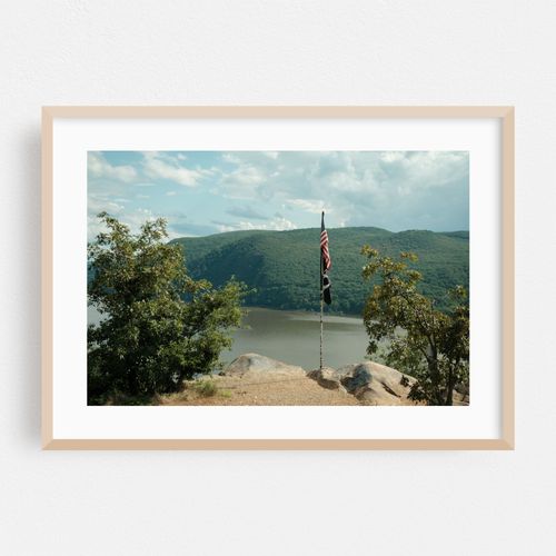 The Flag, Breakneck Ridge