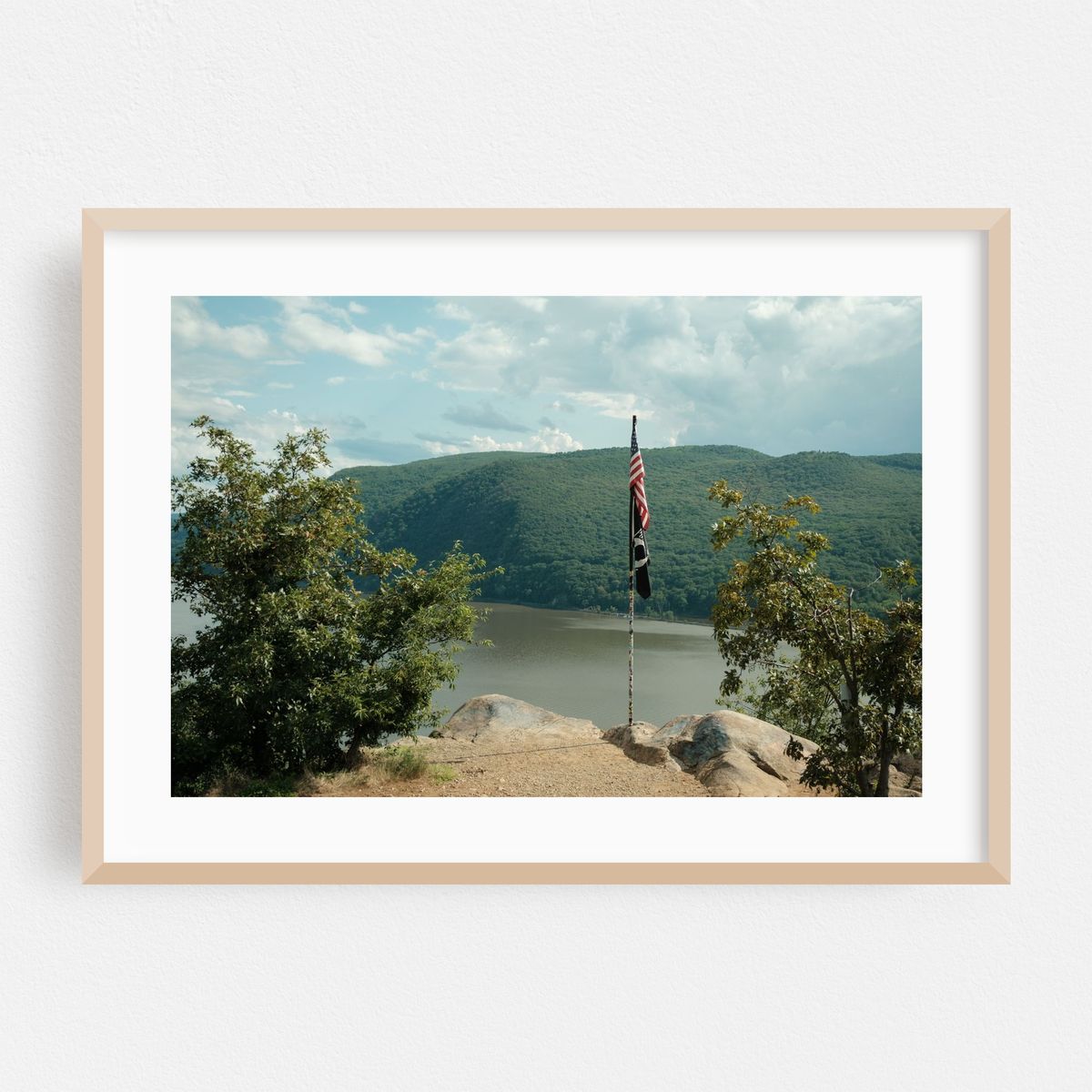 The Flag, Breakneck Ridge – image 1 of 6