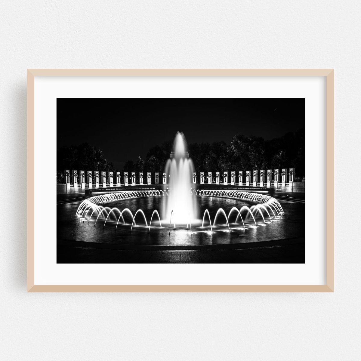 WWII Memorial B&W – image 1 of 6