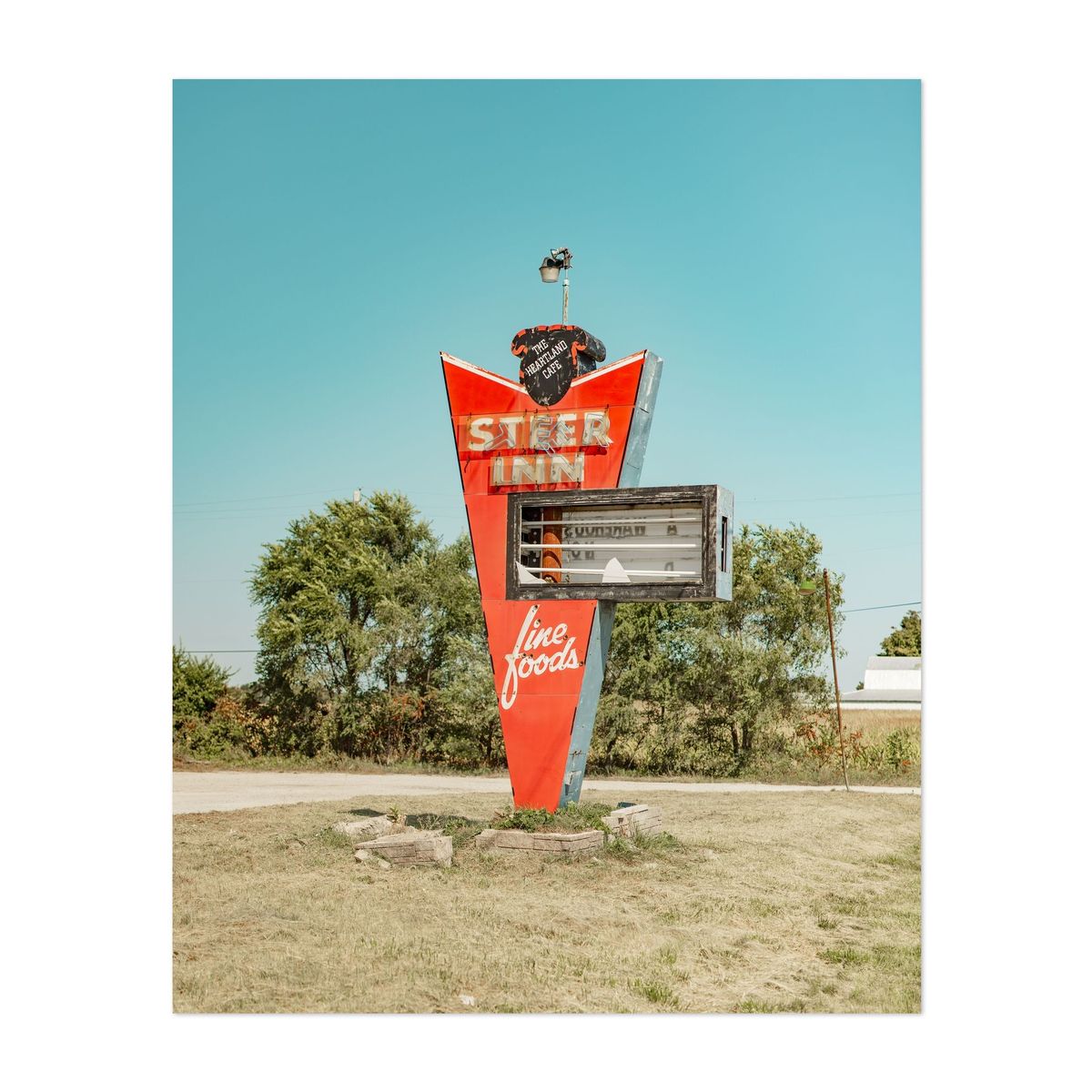 Steer Inn 02 – image 1 of 2