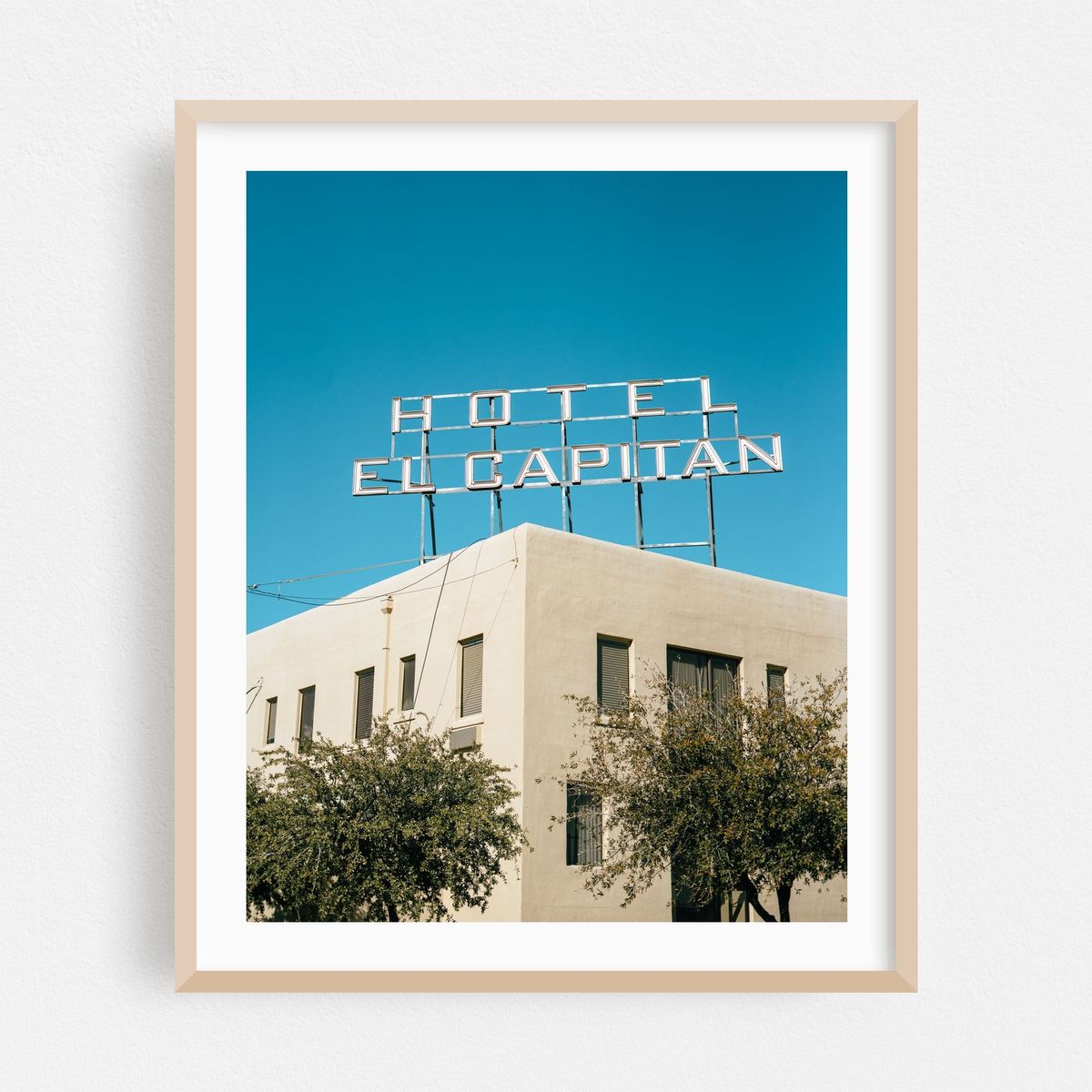 Hotel El Capitan, Van Horn – image 1 of 12