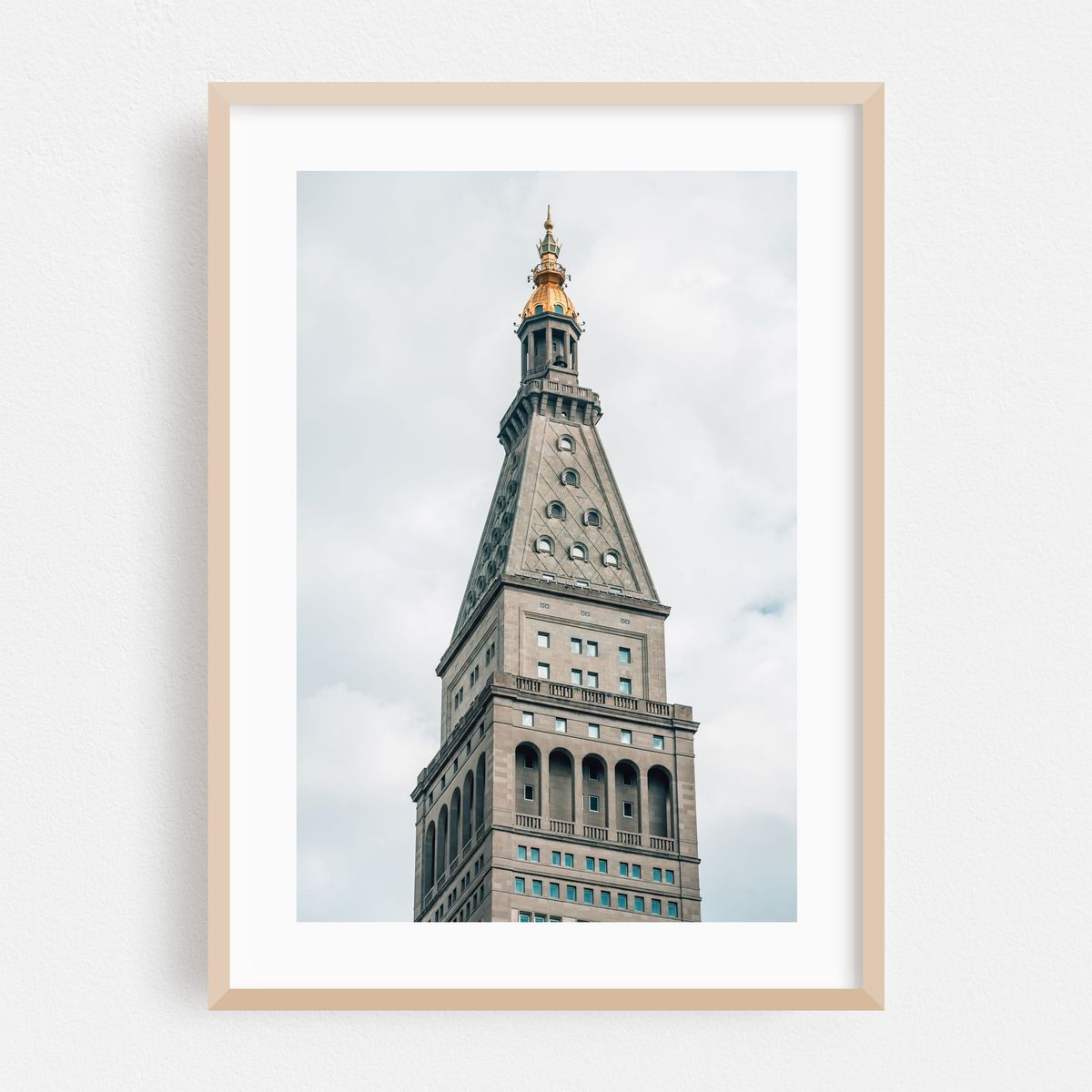 Met Life Tower – image 1 of 16
