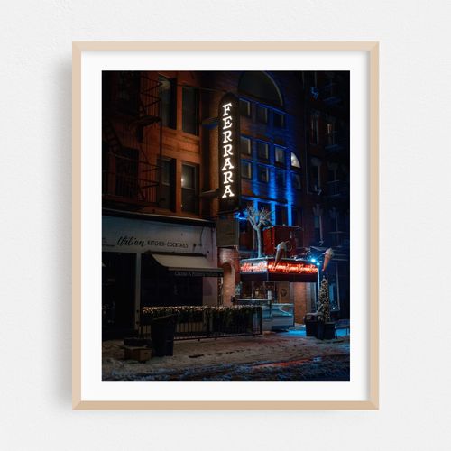 Ferrara Bakery & Cafe, Little Italy