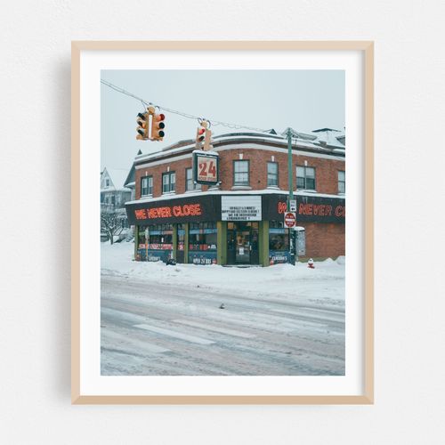 Cameron's 24 Hour Store, Buffalo 03