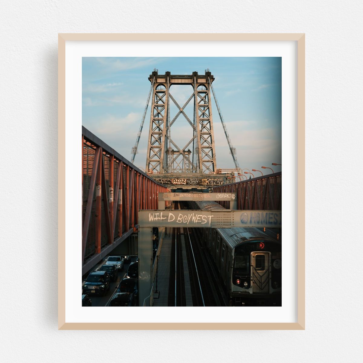 Train on the Williamsburg Bridge 01 – image 1 of 12