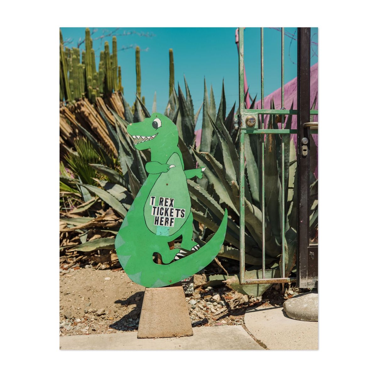 Cabazon Dinosaurs 12 – image 1 of 2