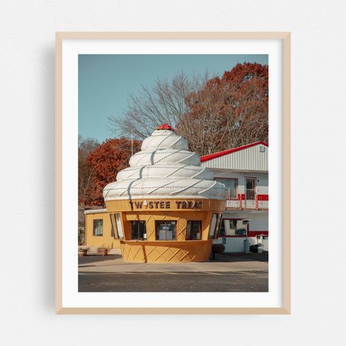 Twistee Treat 01
