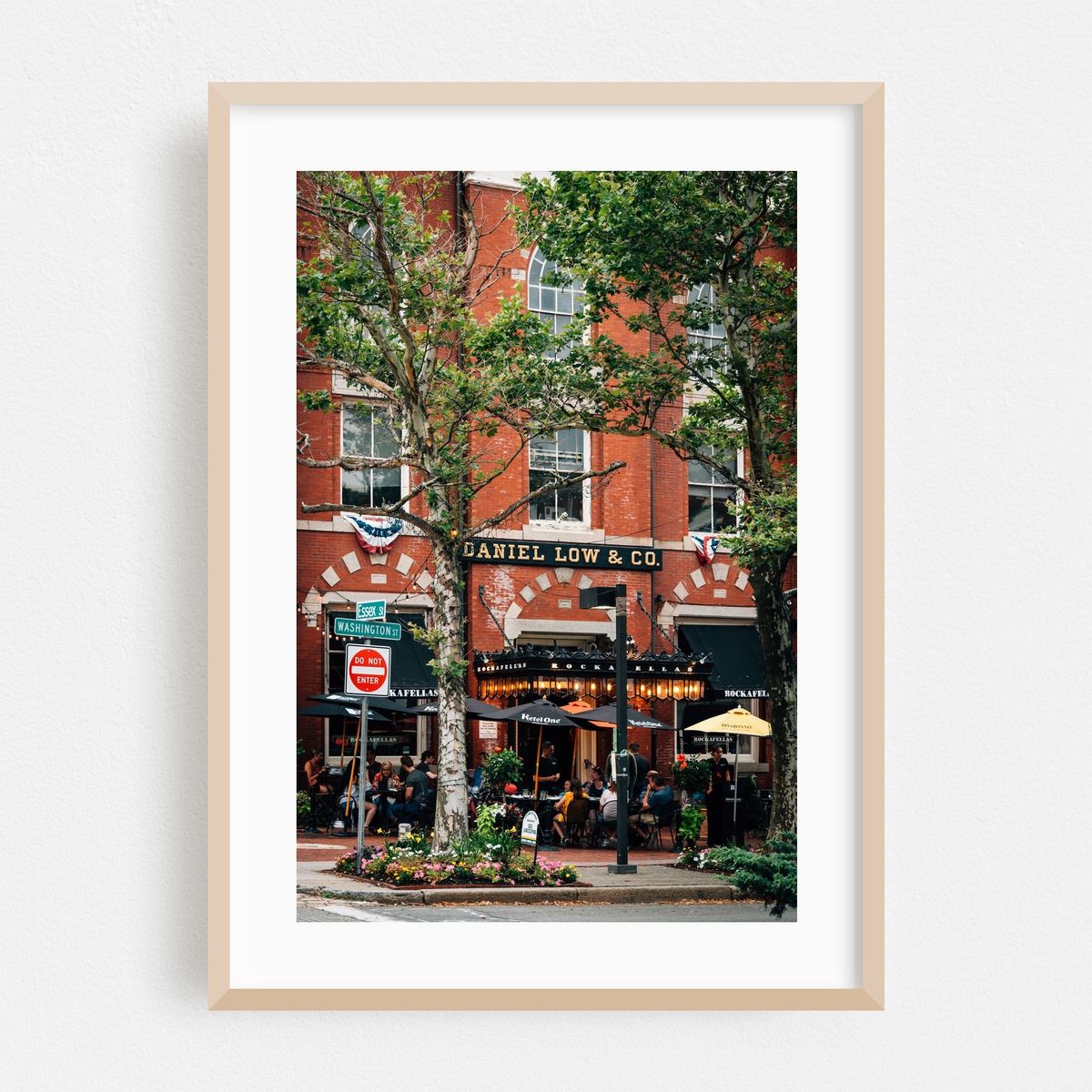 Salem Dining – image 1 of 16