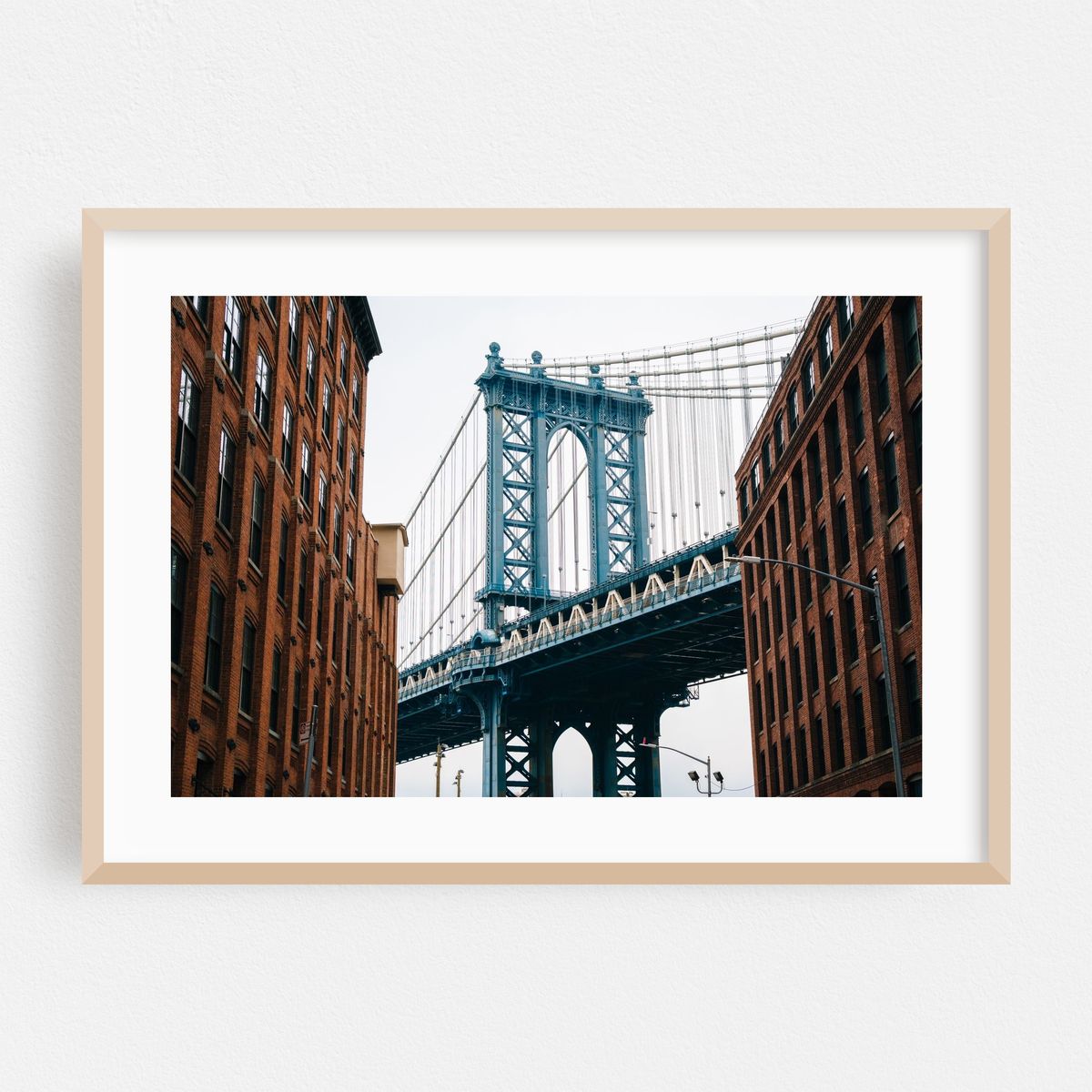 The Manhattan Bridge, Brooklyn – image 1 of 6
