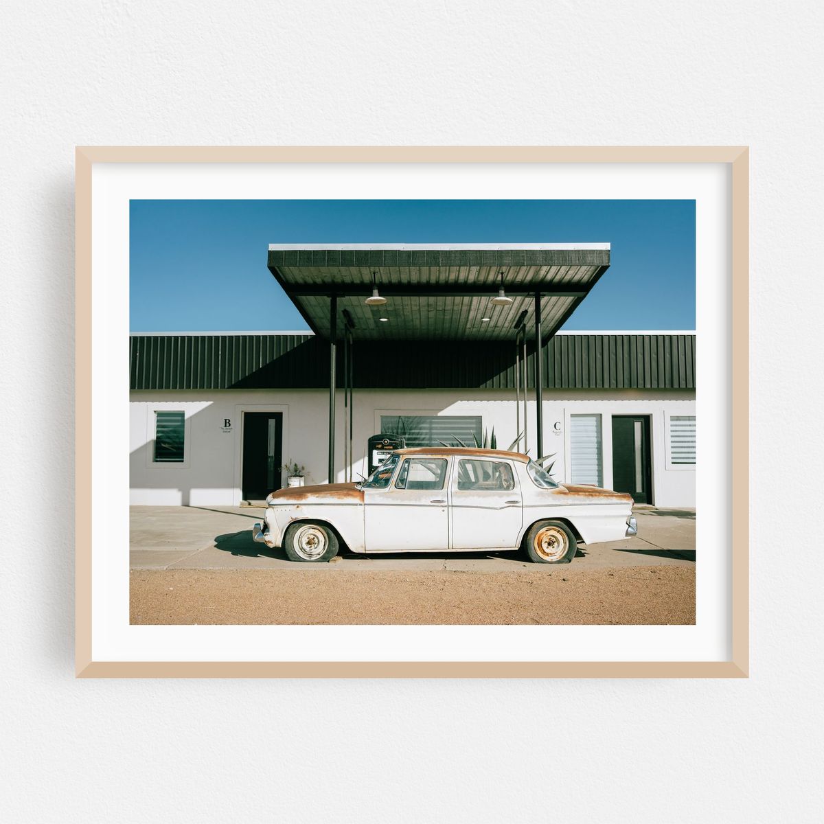 Vintage Vibes – image 1 of 3