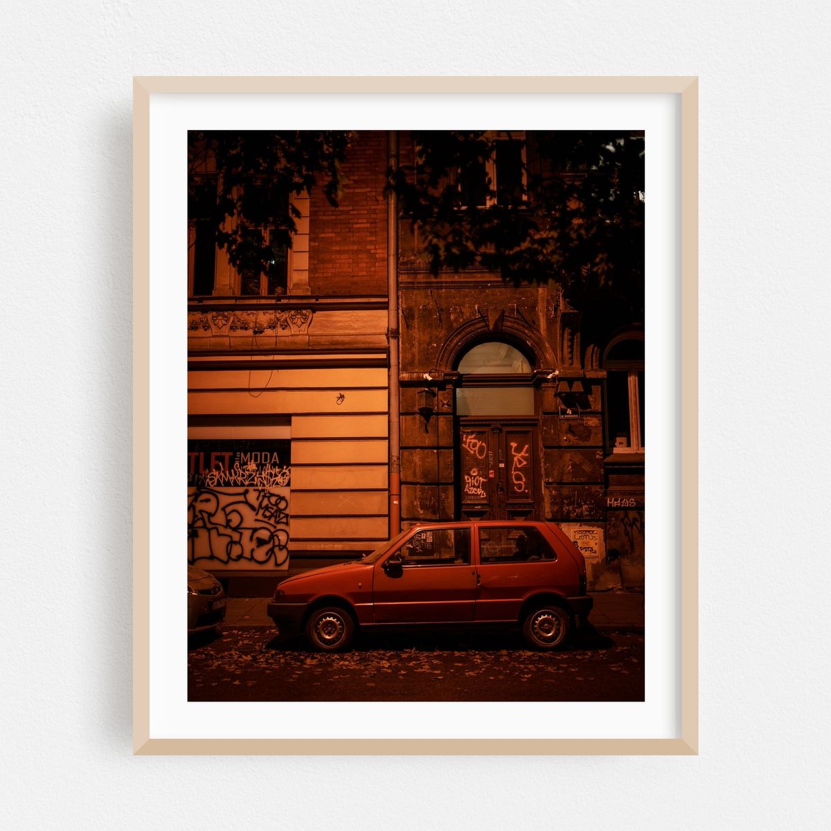 Red, Kraków – image 1 of 12