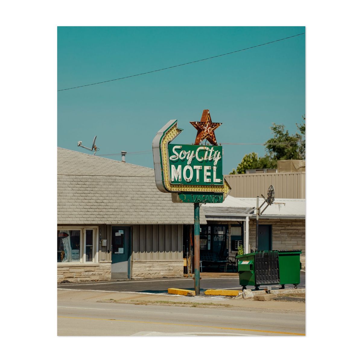 Soy City Motel 02 – image 1 of 2
