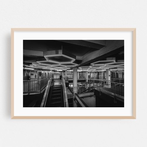Broadway-Lafayette B&W