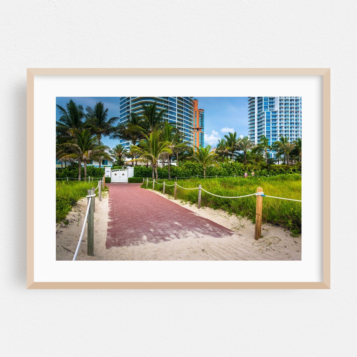 Living South Beach – image 1 of 6