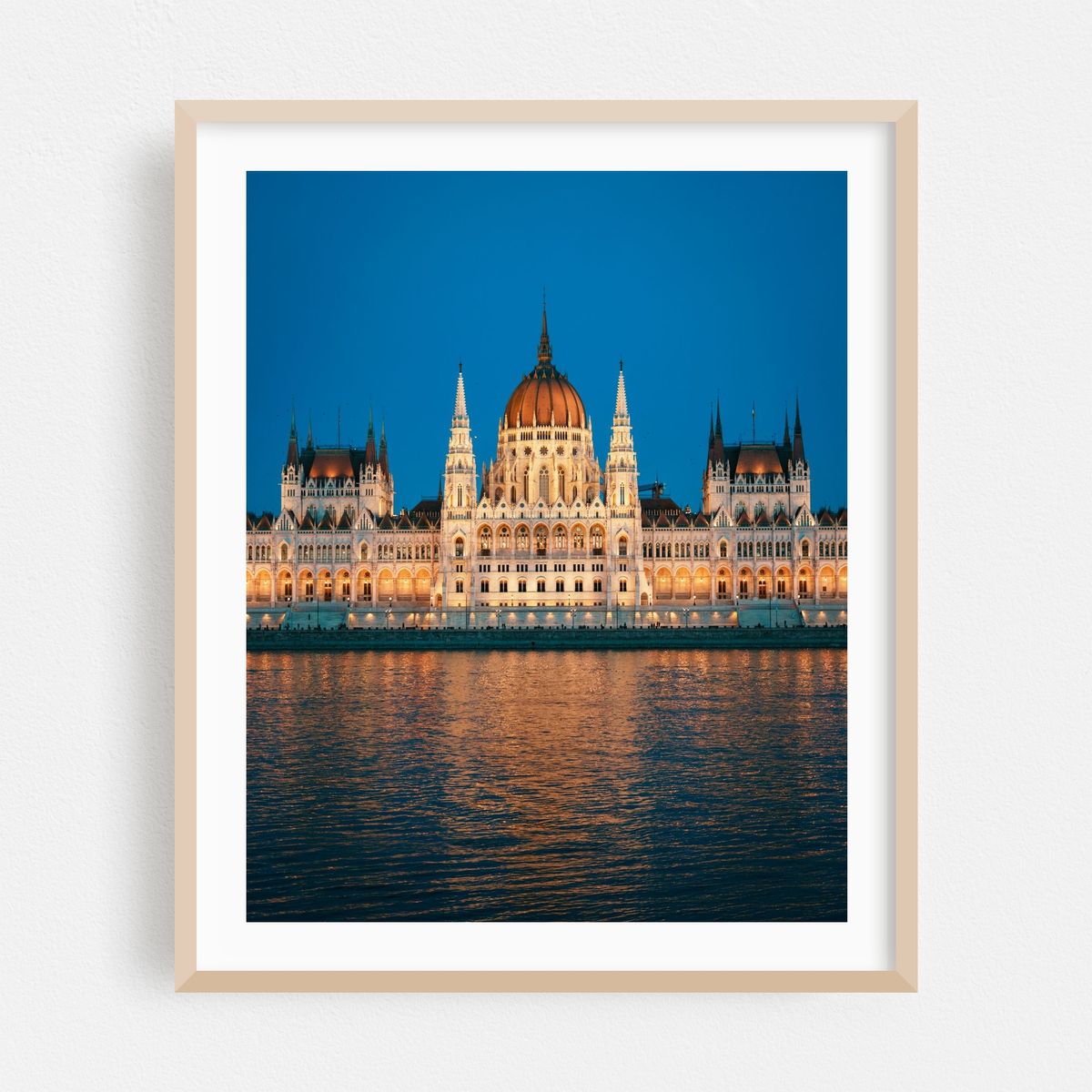 Hungarian Parliament Building, Budapest 03 – image 1 of 12
