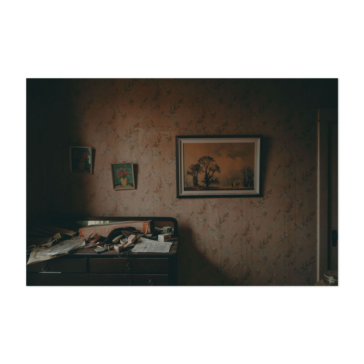 Woodsmoke House 01 – image 1 of 2