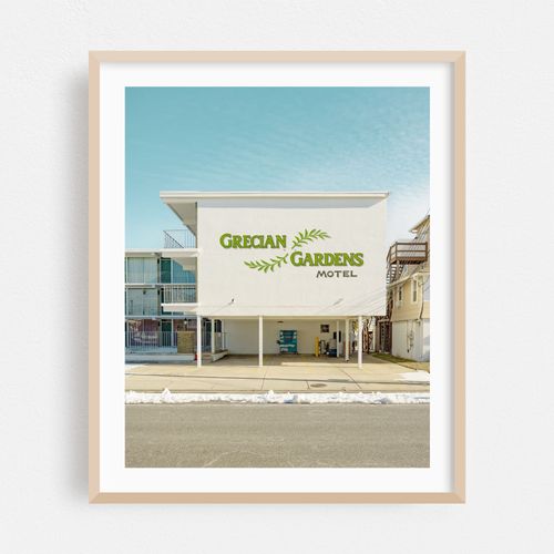 Grecian Gardens Motel in Winter