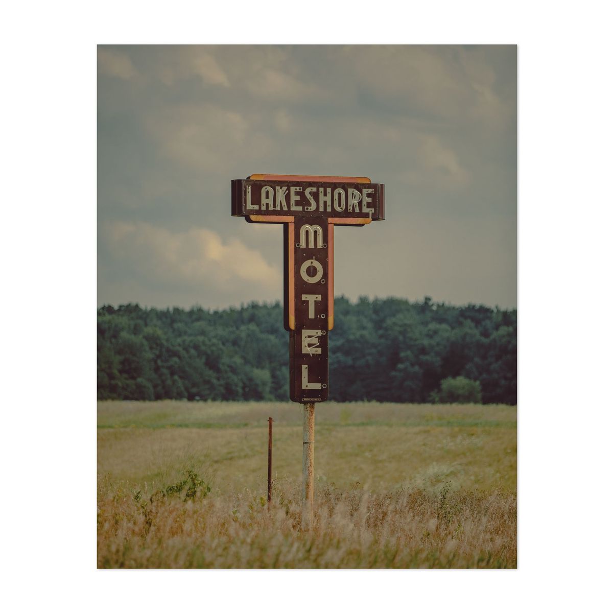 Lakeshore Motel – image 1 of 2