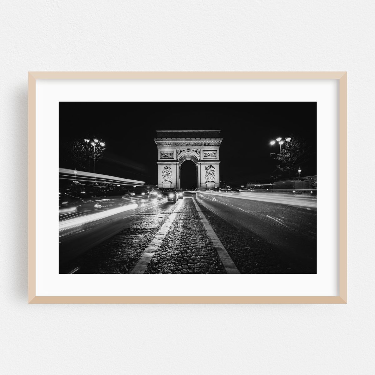 Arc de Triomphe B&W – image 1 of 6